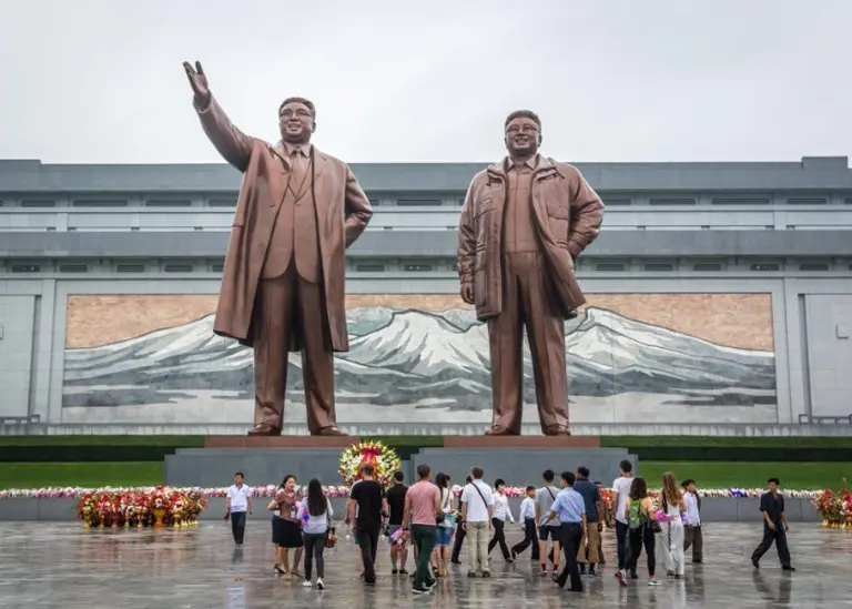 8 Bizarre Things You'll Only Experience In North Korea 3