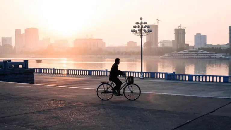 8 Bizarre Things You'll Only Experience In North Korea 4