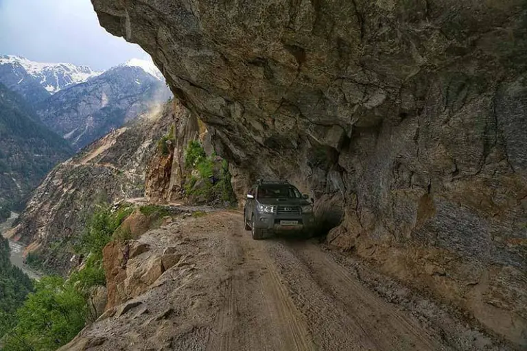 10 Most Dangerous Roads In India That Are A Nightmare For Drivers 2