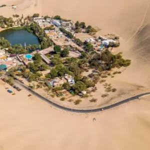 11 Stunning Desert Oases That Stay Lush Year‑round 1
