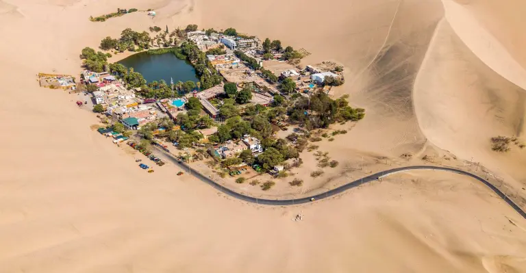 11 Stunning Desert Oases That Stay Lush Year‑round 1