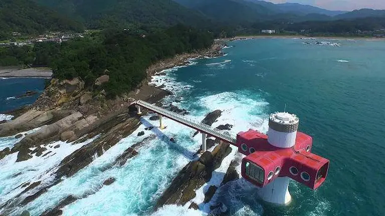Top 12 Unique Things You Must Try When Traveling To The Land Of The Rising Sun 2