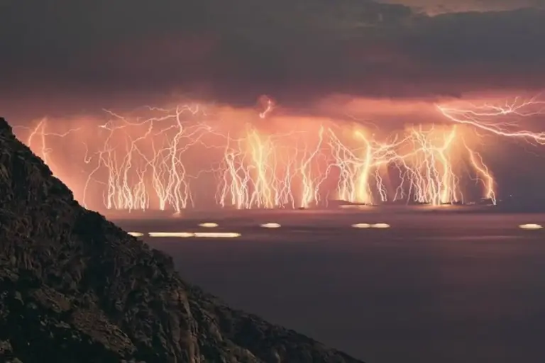 The Place With The Most Lightning Strikes In The World 4