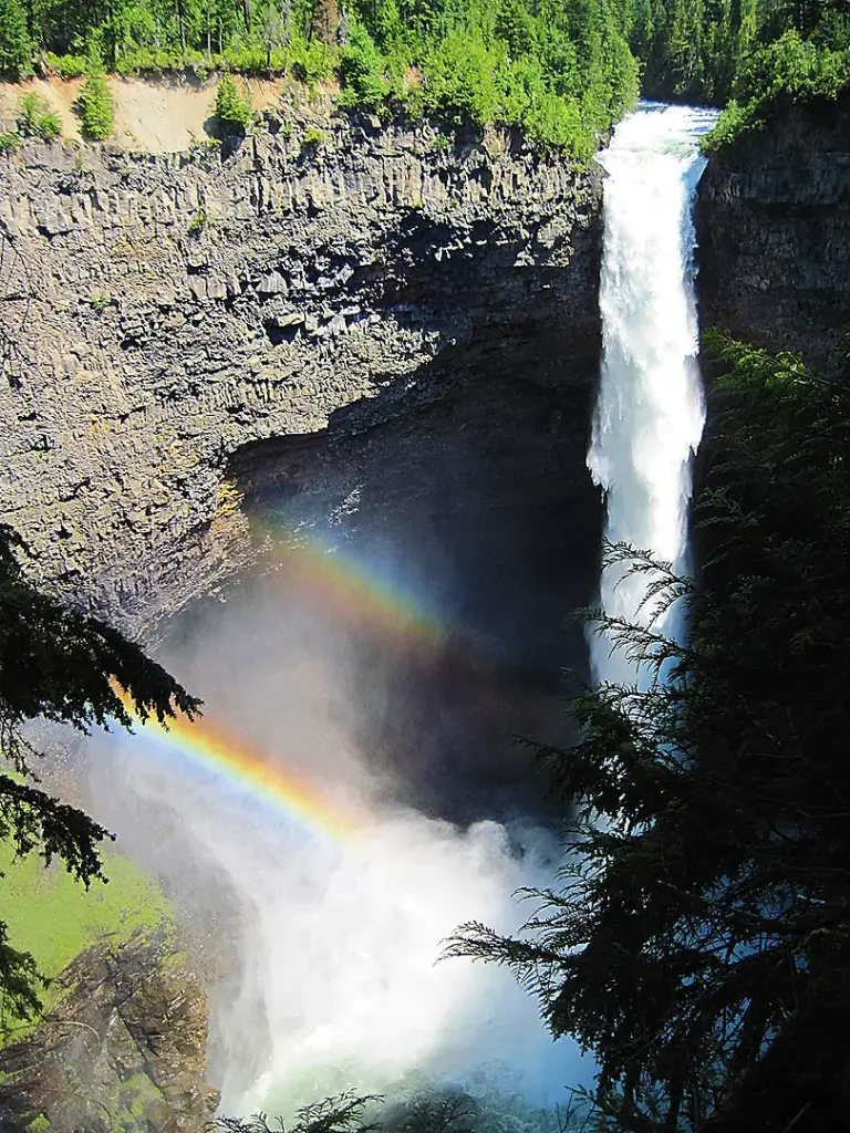 Helmcken Falls - A Unique And Tangible Wonder Of Canada's Nature 7