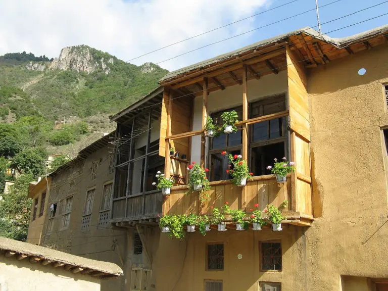 Masuleh A Unique Iranian Village Where Roofs Serve As Pathways 15