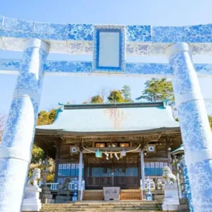 The 363-year-old Temple In Japan Famous For Its White Porcelain Gate Featured