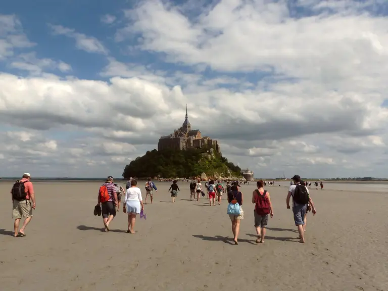 The Stunning 1,000-year-old Castle Rising From The Atlantic Ocean 18