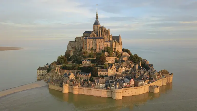 The Stunning 1,000-year-old Castle Rising From The Atlantic Ocean 2