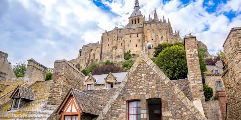 The Stunning 1,000-year-old Castle Rising From The Atlantic Ocean 5