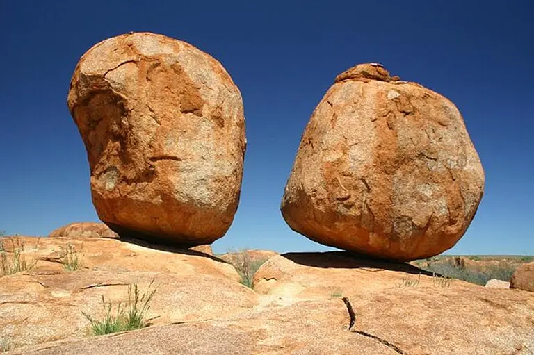 Devils Marbles 1