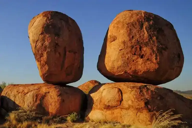 Devils Marbles 2