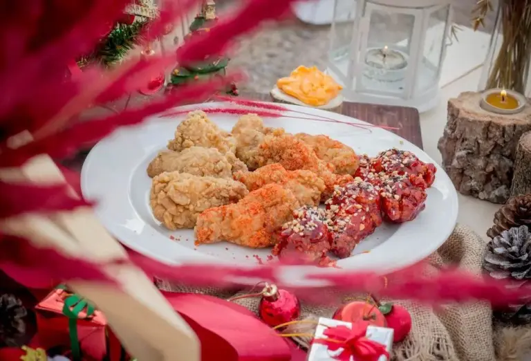 7 Christmas Traditions In Japan That Surprise Visitors 4