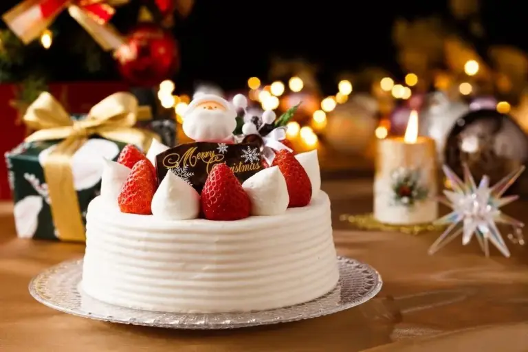 7 Christmas Traditions In Japan That Surprise Visitors 5