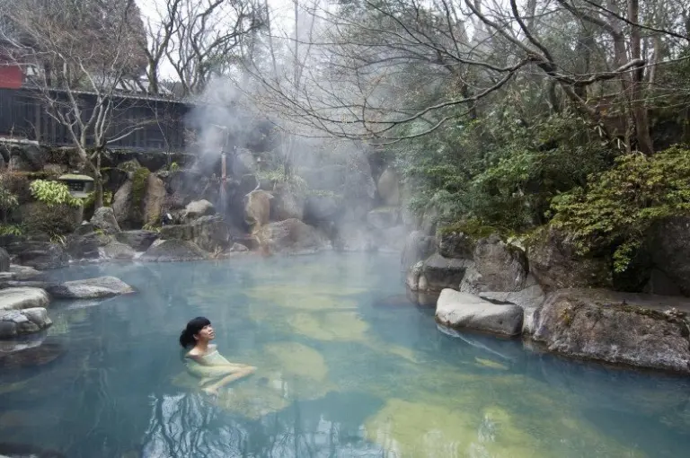8 Most Wonderful Hot Springs In Japan 1