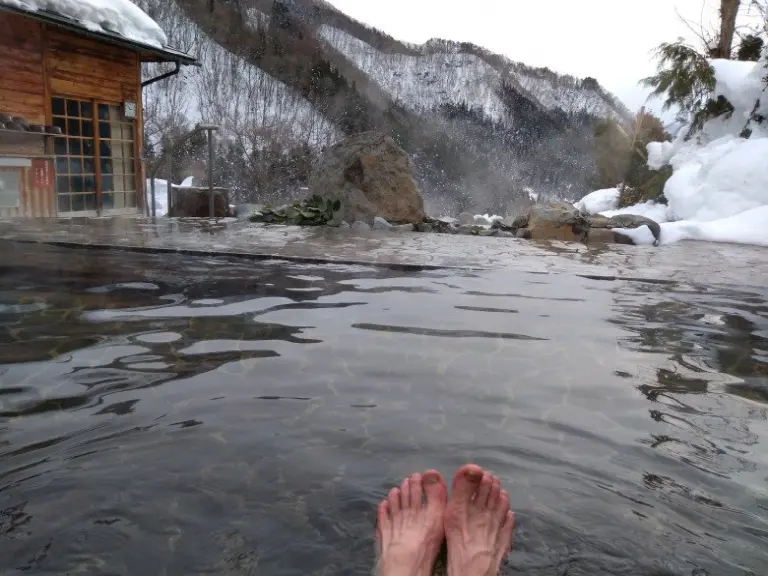 8 Most Wonderful Hot Springs In Japan 6