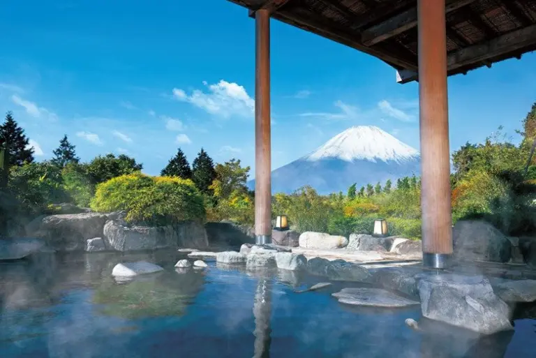 8 Most Wonderful Hot Springs In Japan 7