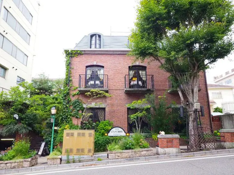 Quirky Coffee Experiences In Japan That Young Travelers Can’t Resist