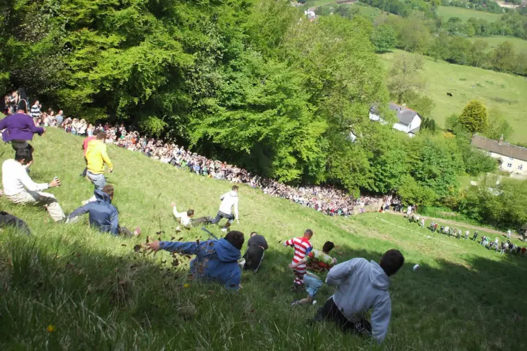 Cheese Rolling In Gloucestershire 3